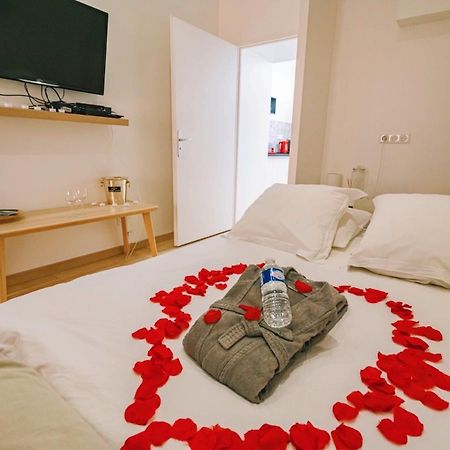 Spa Appartement O Temps Suspendu Reims Centre Sauna Et Jacuzzi Exterior foto